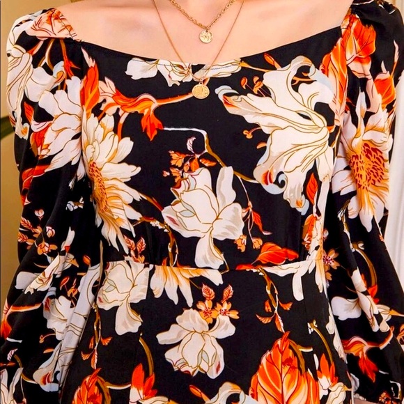 BRAND NEW Allover Floral Print High Waist A-line Dress SIZE M - Picture 5 of 7